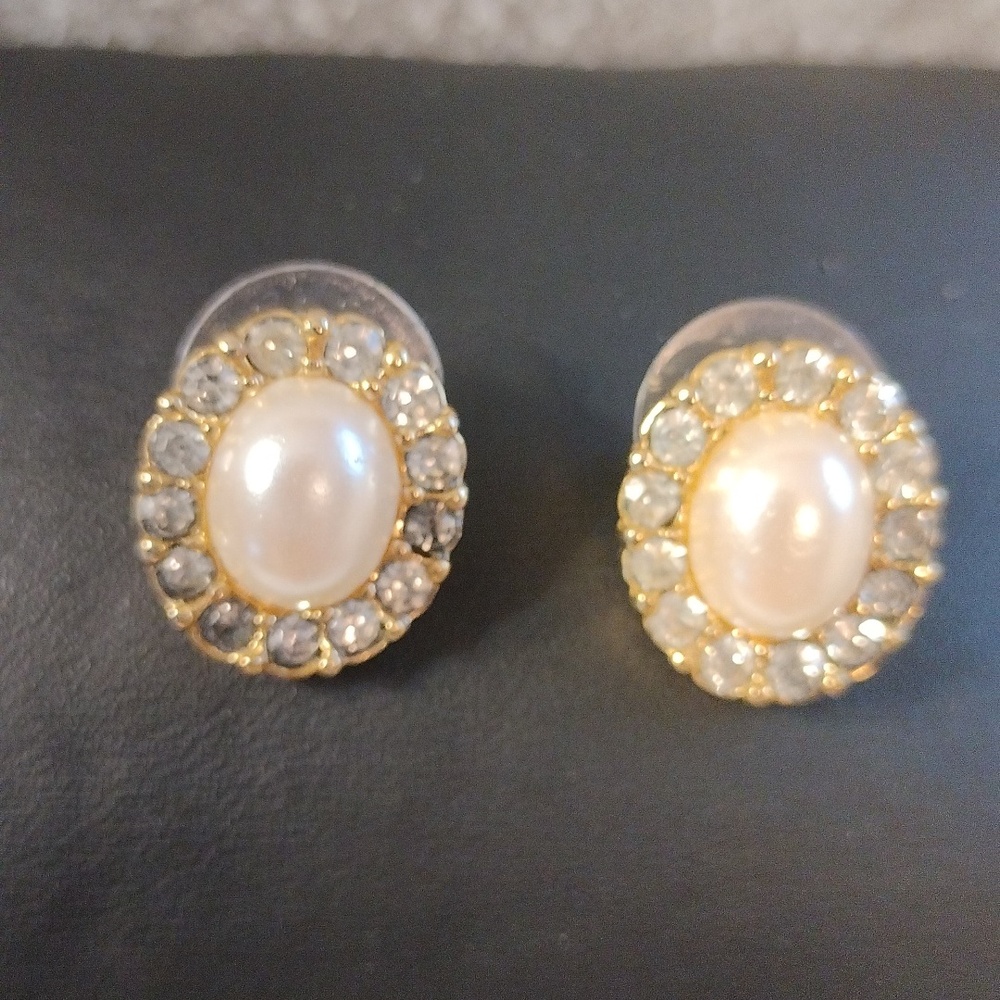 Sarah Coventry faux pearl rhinestone goldtone earrings classic 60's